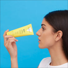 Cargar imagen en el visor de la galería, Crema Facial Hydra Sunscreen SPF 50+ Protección 360º