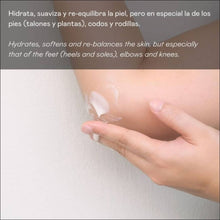 Cargar imagen en el visor de la galería, Crema reequilibrante superhidratante para pies codos